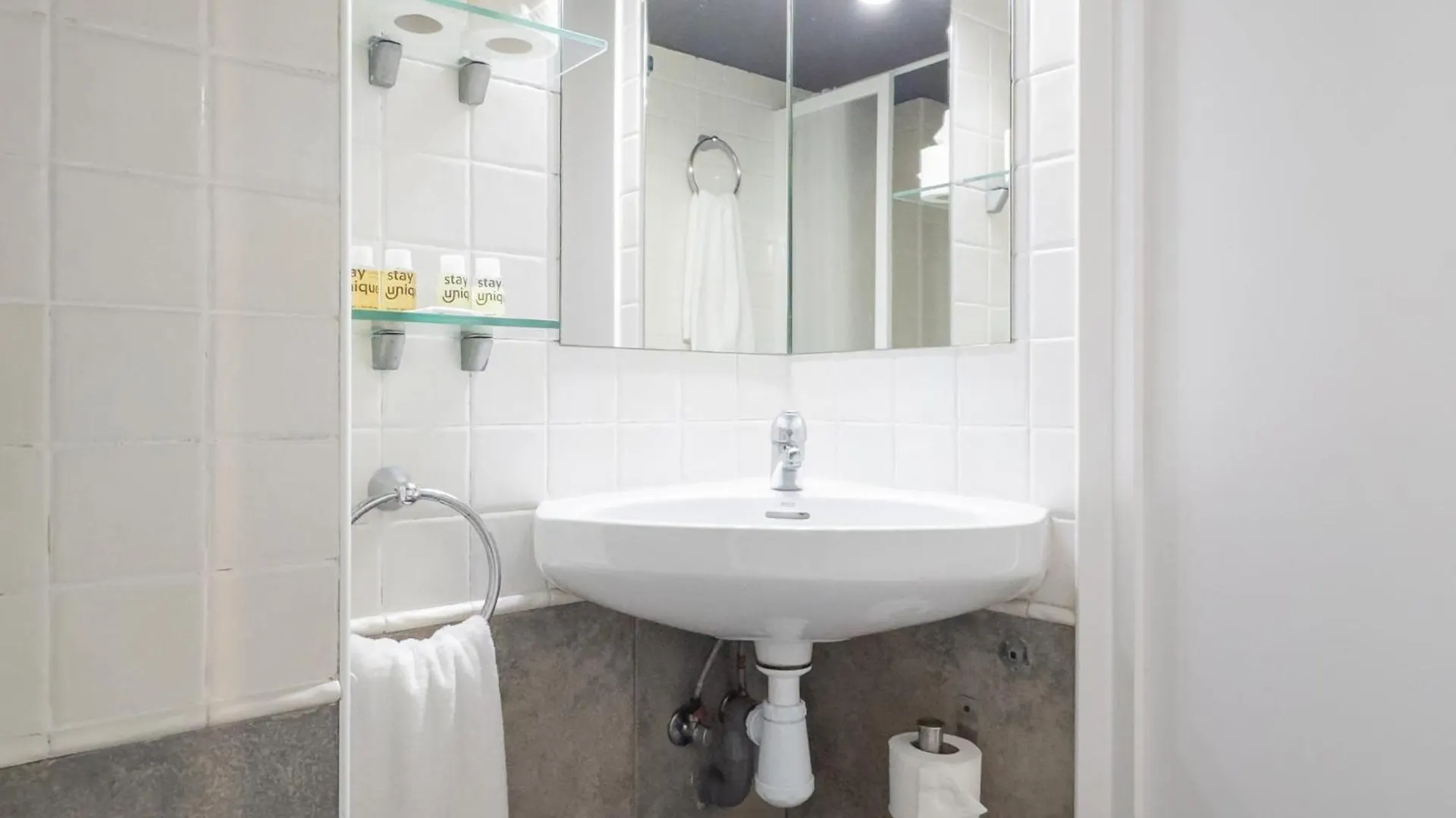 Stay U-Nique Apartments Nacio 바르셀로나 0*,  스페인