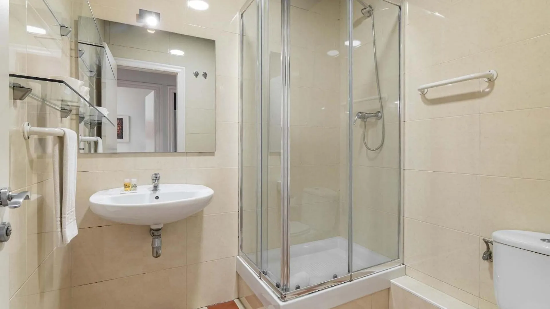 Stay U-Nique Apartments Nacio 바르셀로나 0*,