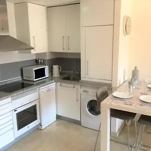  Apartment Modern 1 Bedroom Apartment, In Spain